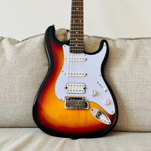 Load image into Gallery viewer, Squier Affinity Series Junior Stratocaster HSS
