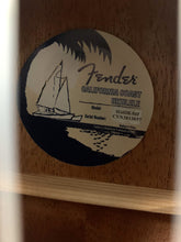 Load image into Gallery viewer, Fender Seaside Soprano Ukulele Pack