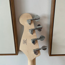 Load image into Gallery viewer, Fender Squier Sonic Bronco Bass Black