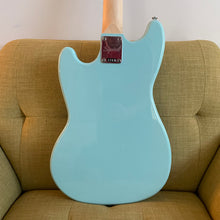 Load image into Gallery viewer, Fender Squier Sonic Bronco Bass Daphne Blue