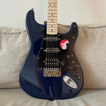 Load image into Gallery viewer, Fender Squier Sonic Stratocaster Midnight Blue