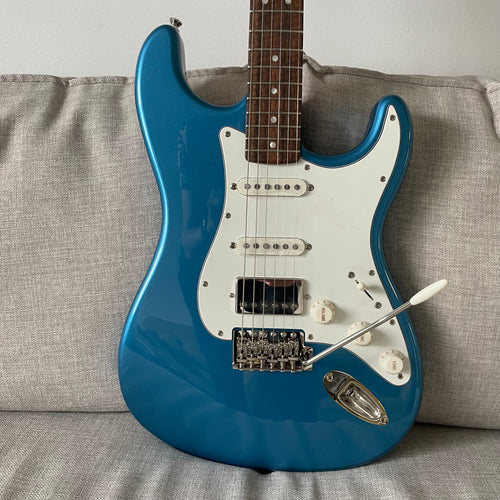 Fender Squier Limited-Edition Classic Vibe '60s Stratocaster HSS Electric Guitar - Lake Placid Blue