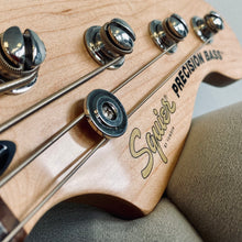 Load image into Gallery viewer, Fender Squier Affinity Series Precision Bass - Lake Placid Blue