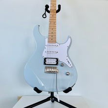 Load image into Gallery viewer, Yamaha PAC112VM Electric Guitar