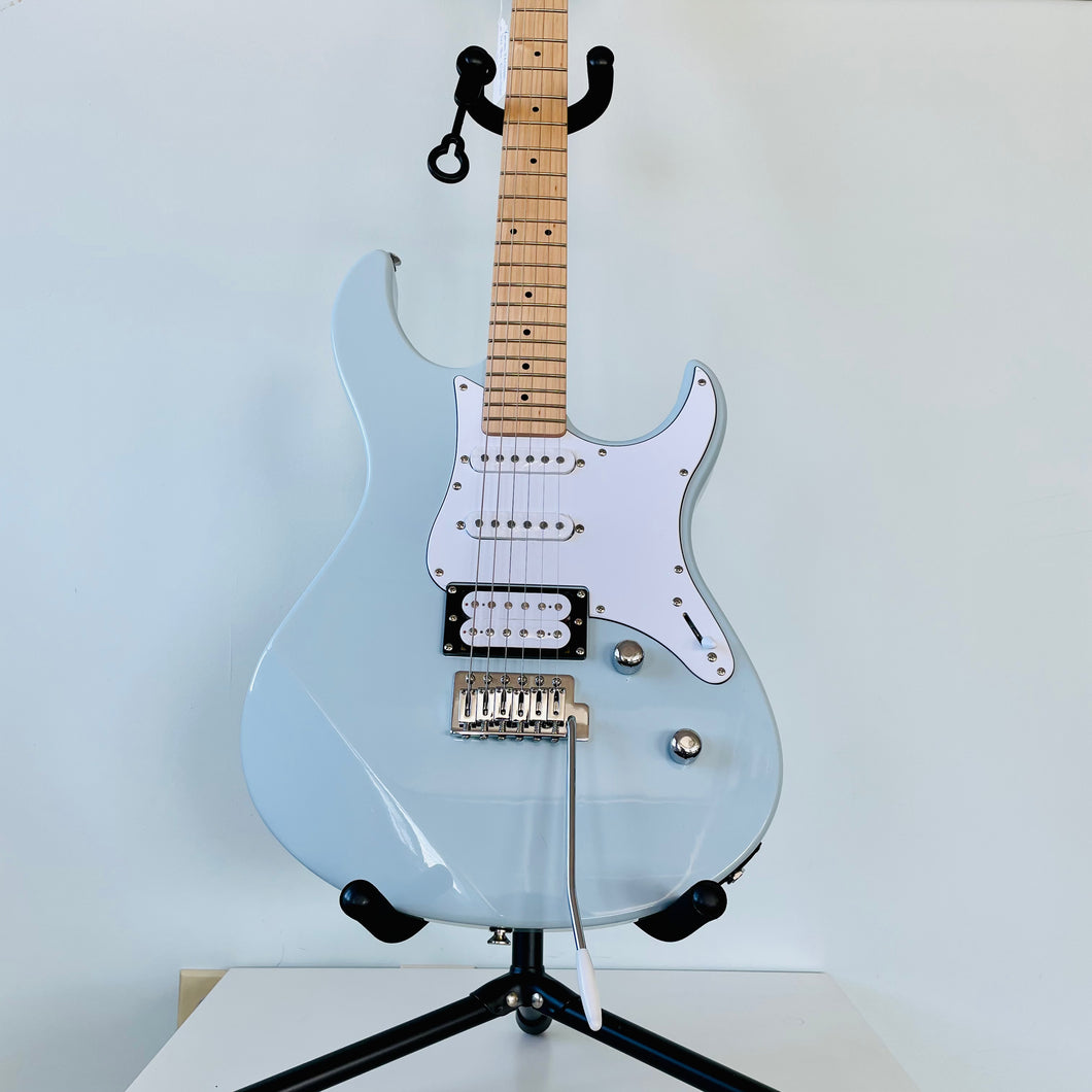 Yamaha PAC112VM Electric Guitar