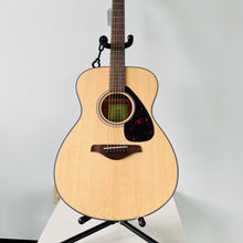 Load image into Gallery viewer, Yamaha FS800 Acoustic Guitar