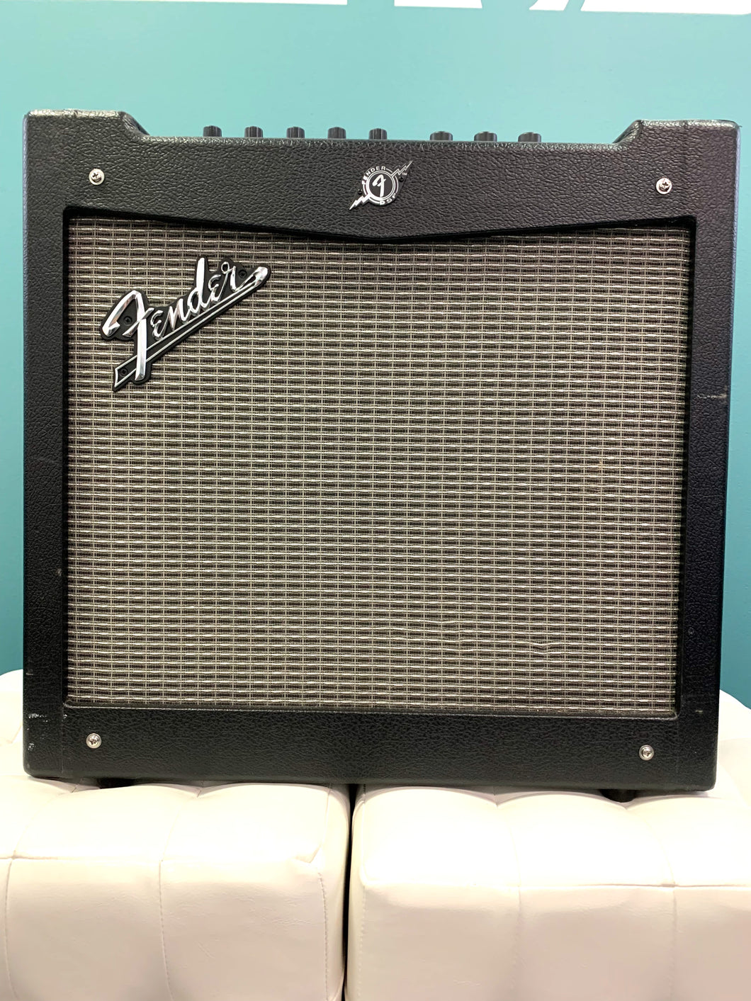 USED Fender Mustang 2 Amp