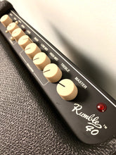 Load image into Gallery viewer, Fender Rumble 40 Bass Amplifier