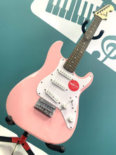 Load image into Gallery viewer, Fender Squier Mini Strat- Shell Pink