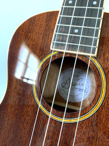 Fender Grace VanderWaal Signature Concert Ukulele with Gig Bag