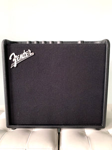 Fender Mustang LT 25 Guitar Amplifier