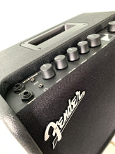 Load image into Gallery viewer, Fender Mustang LT 25 Guitar Amplifier