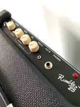 Load image into Gallery viewer, Fender Rumble 25 Bass Amplifier